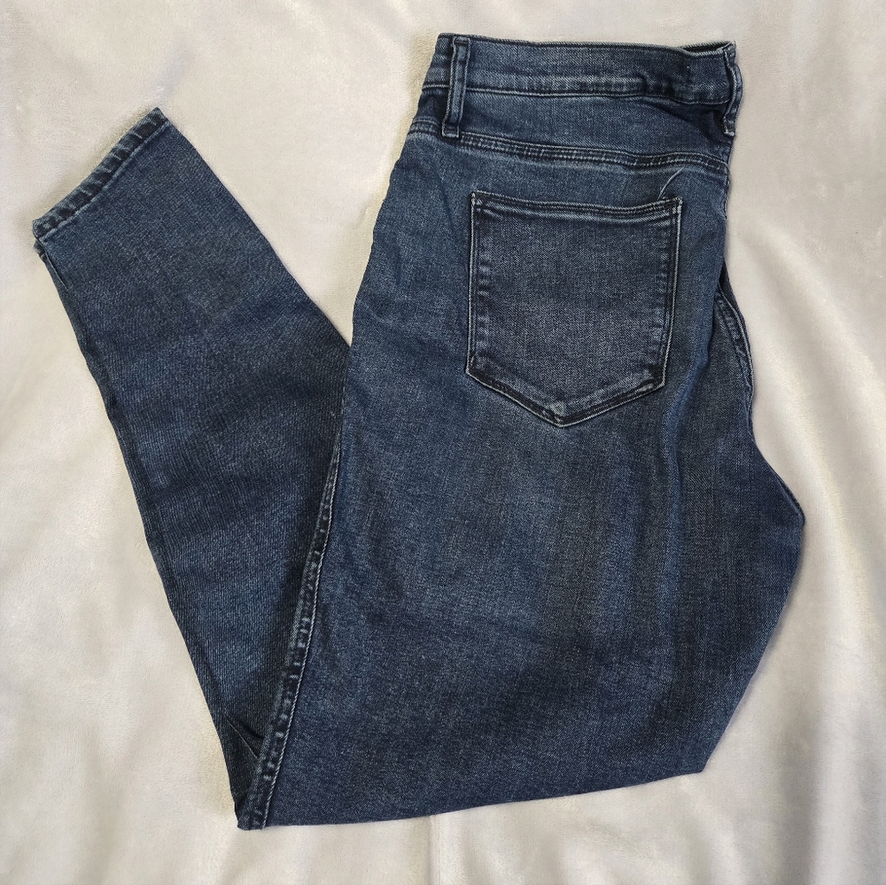 GAP Women's Dark Blue Skinny Jeans